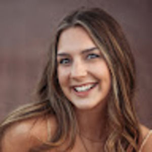 Meet your Posher, Katelyn